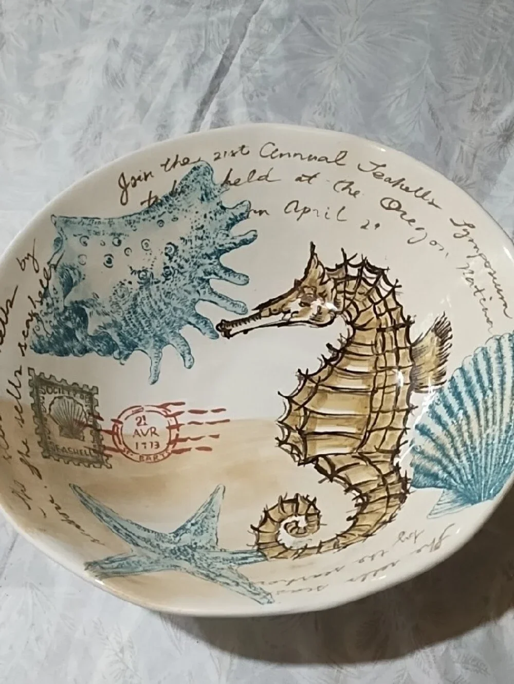 Coastal Seahorse Decorative Ceramic Bowl in Cream and Teal And Starfish EUC.